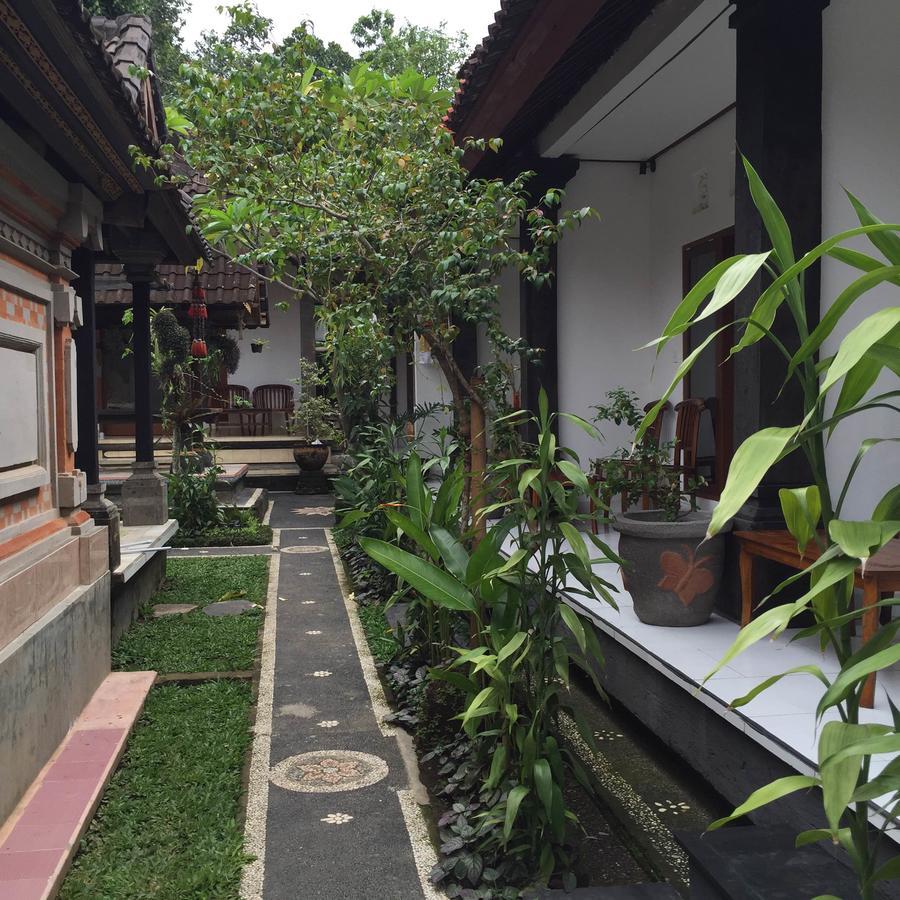 Pondok Ayu Homestay Ubud Exterior foto